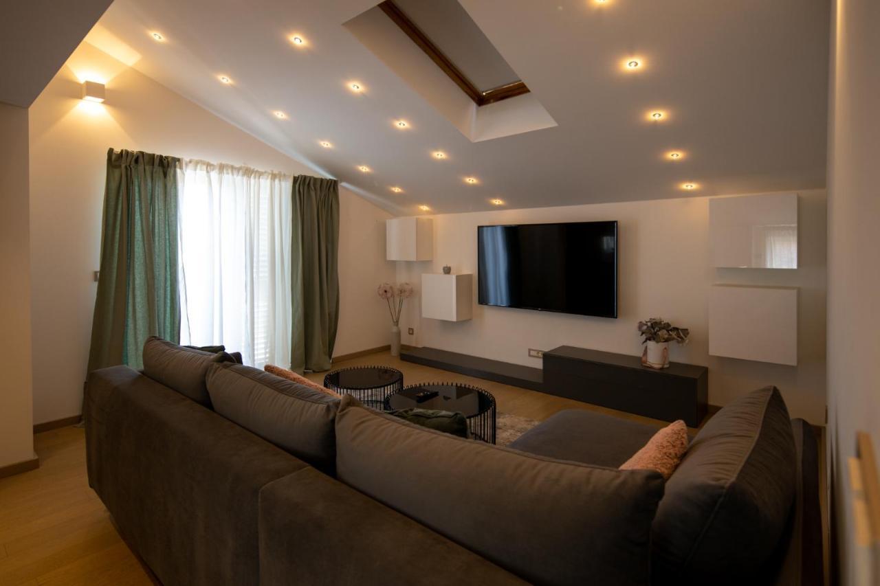 Lumaja Luxury Apartman 比奥格勒·纳·莫鲁 外观 照片