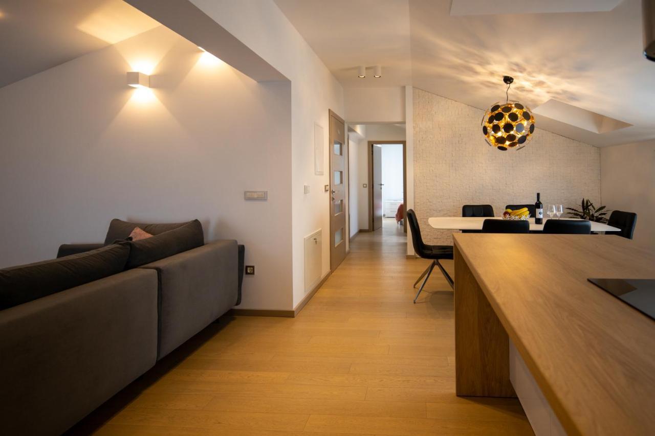 Lumaja Luxury Apartman 比奥格勒·纳·莫鲁 外观 照片