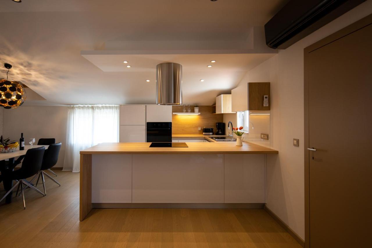 Lumaja Luxury Apartman 比奥格勒·纳·莫鲁 外观 照片