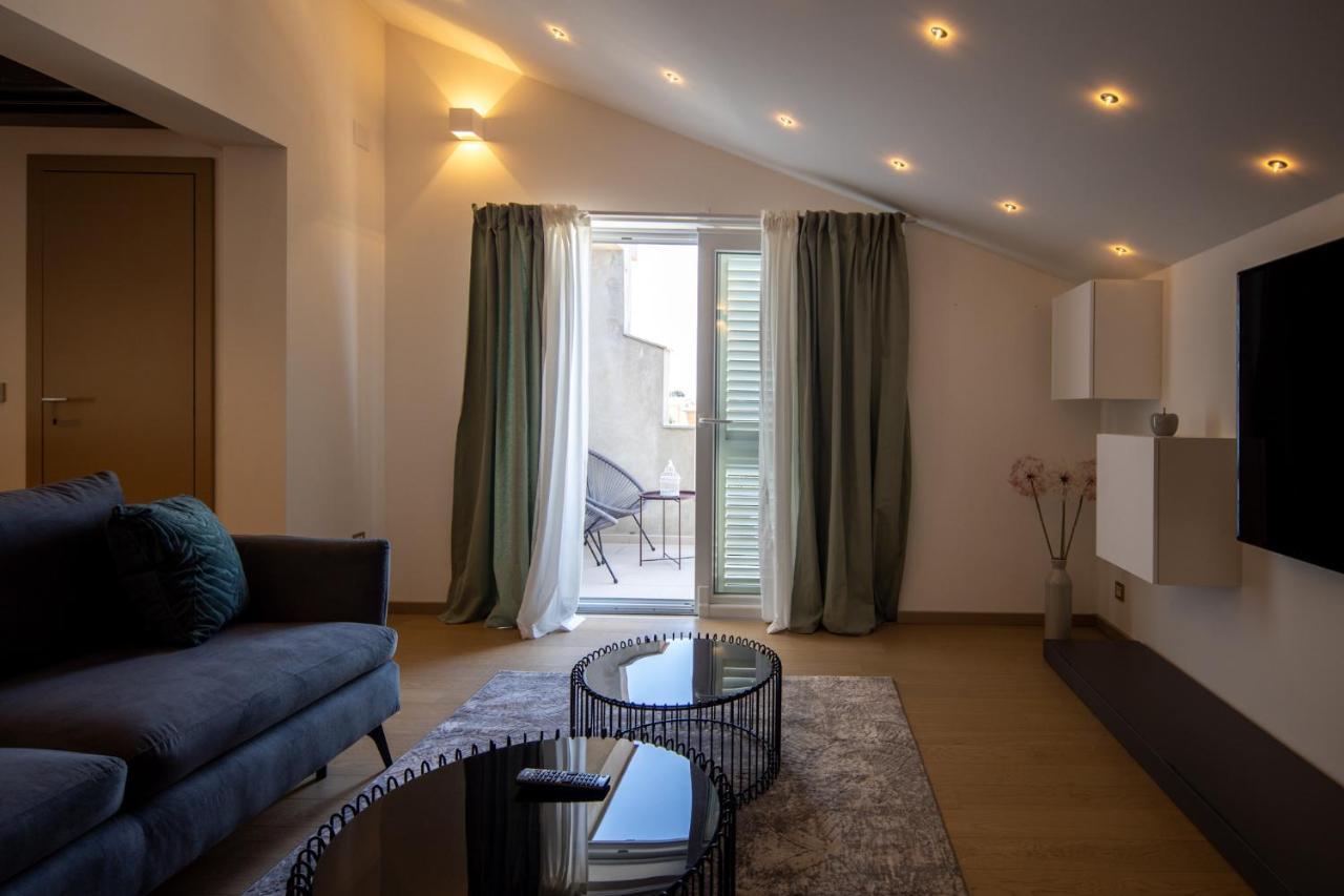 Lumaja Luxury Apartman 比奥格勒·纳·莫鲁 外观 照片