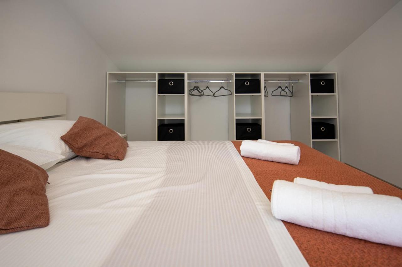 Lumaja Luxury Apartman 比奥格勒·纳·莫鲁 外观 照片