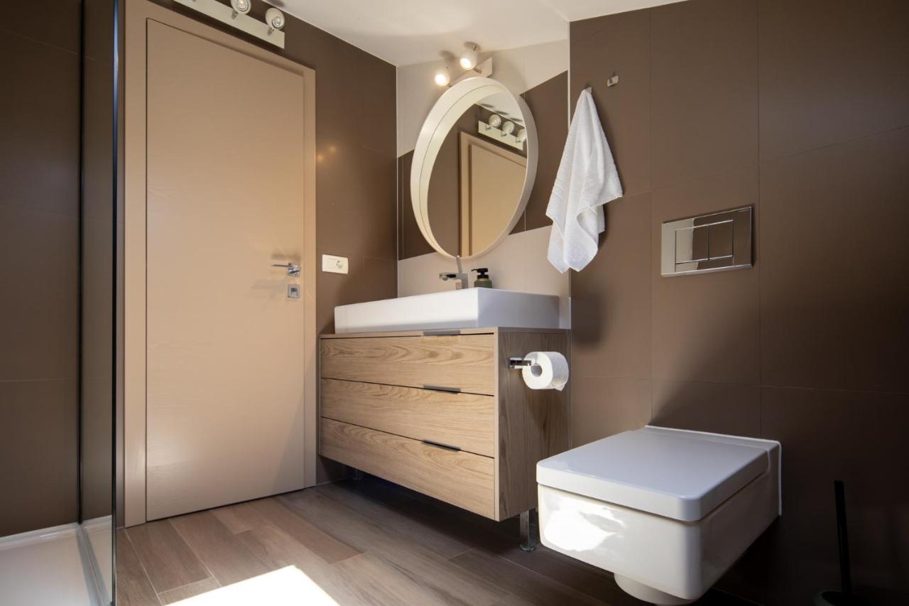 Lumaja Luxury Apartman 比奥格勒·纳·莫鲁 外观 照片