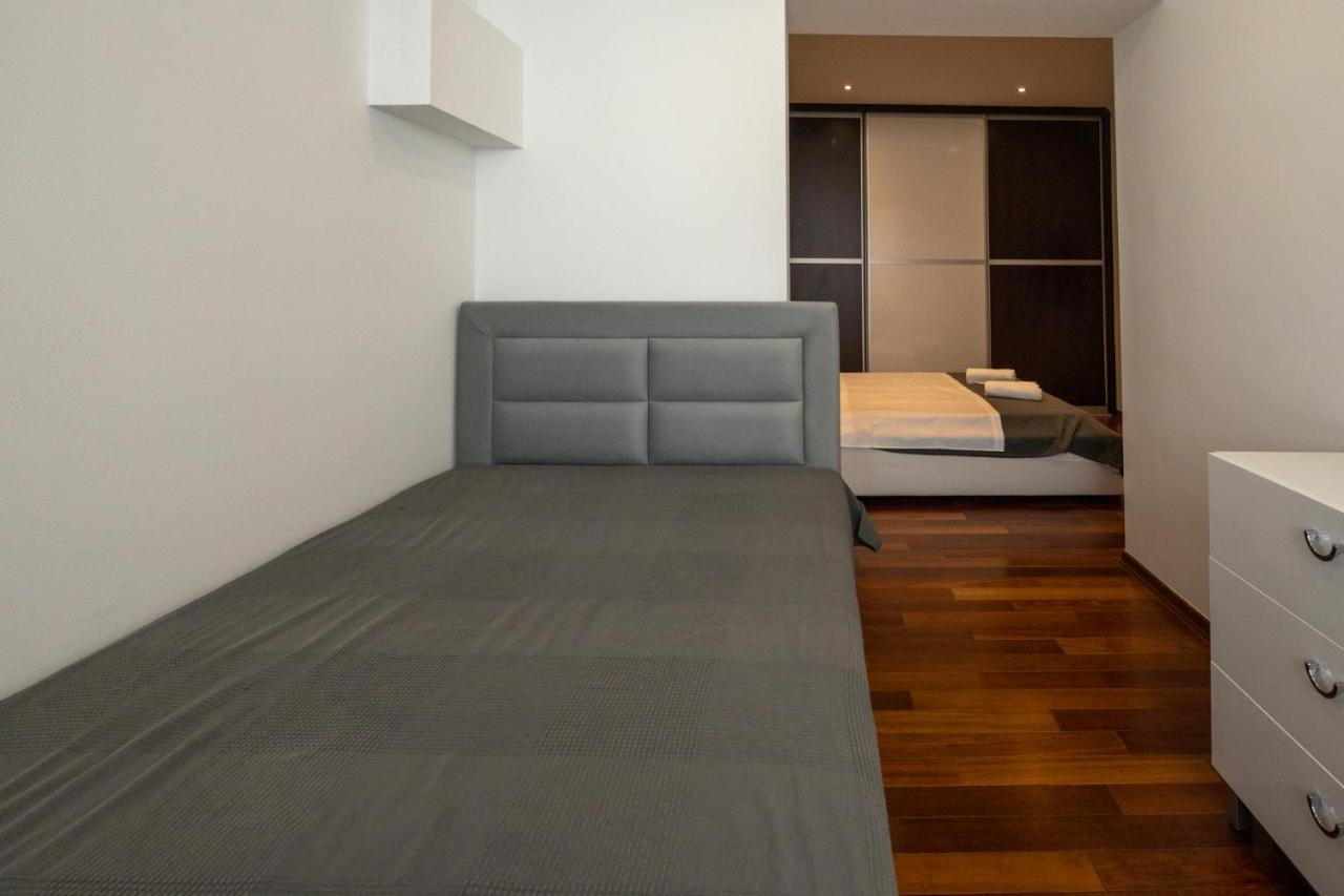 Lumaja Luxury Apartman 比奥格勒·纳·莫鲁 外观 照片