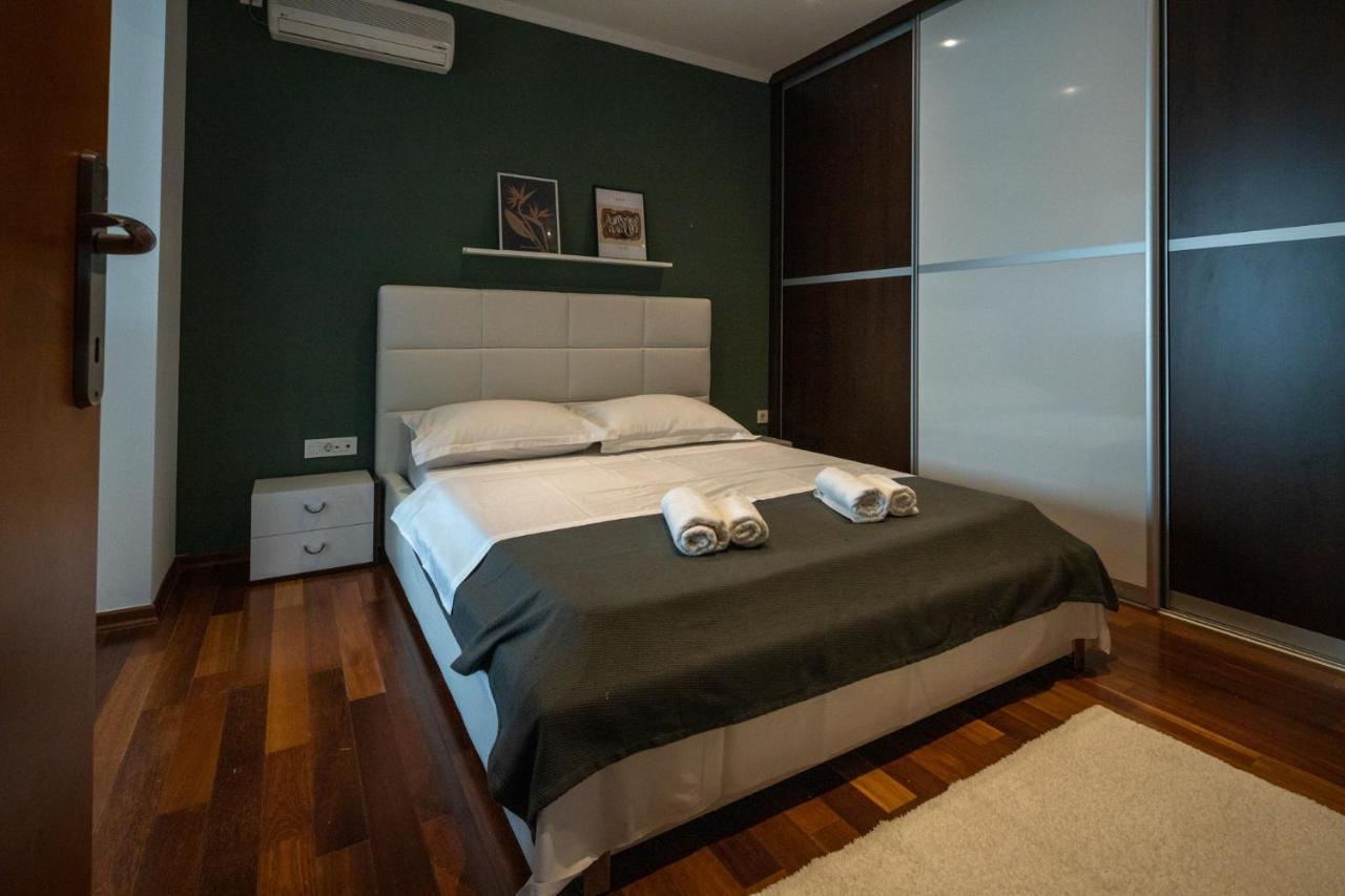 Lumaja Luxury Apartman 比奥格勒·纳·莫鲁 外观 照片